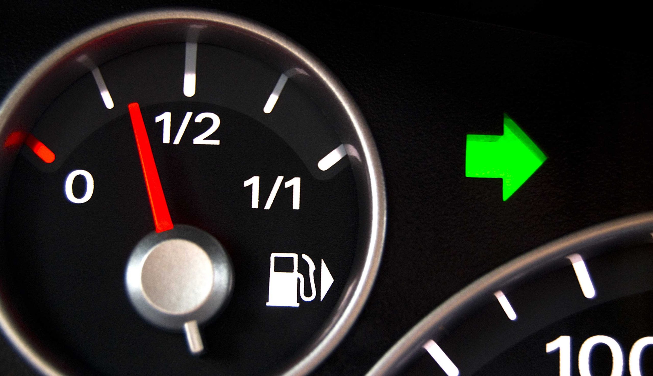 Car blinker to protect yourself from minor violation